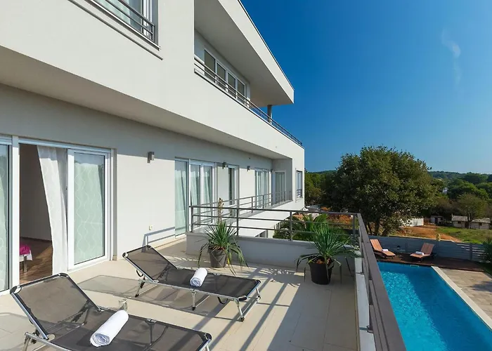 Holiday home Chillax