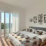 Holiday home Chillax