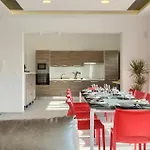 Holiday home Chillax