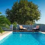 Chillax Holiday home