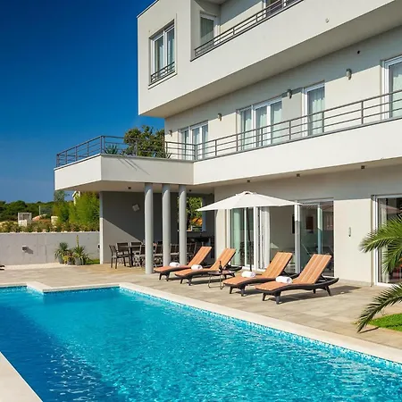 Chillax Holiday home